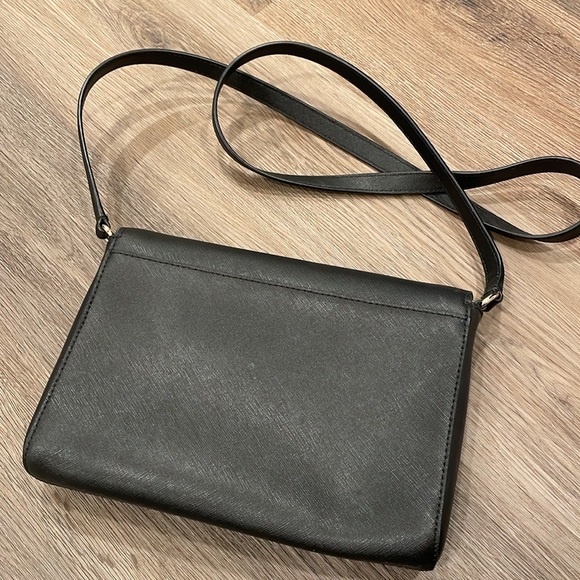 Kate spade cross body - Picture 3 of 3